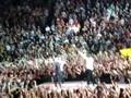 Queen + Paul Rodgers Live in Milan '08: Ending and drumstick