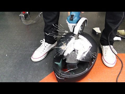 MOTORRADHELM ZERSCHNEIDEN! Was ist drinne? ExEx- Show Extreme Experimente