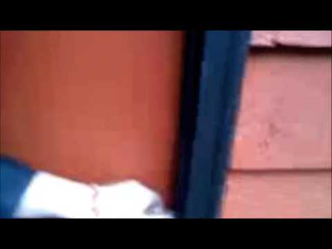 how to open a door w a credit card