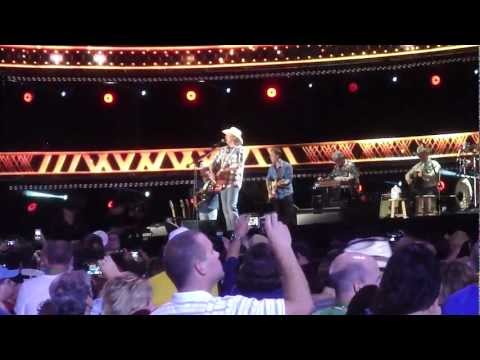 So You Don't Have to Love Me Anymore (LIve CMA Fest 2012)