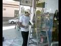 videos de Pintando el local de Henry.mp4