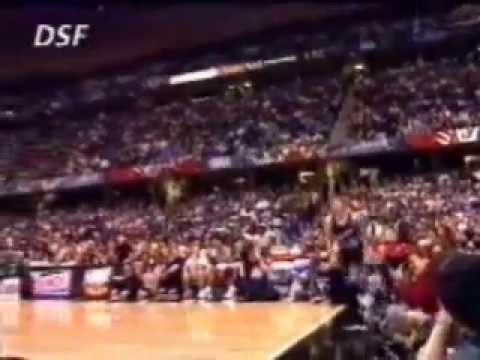 A 1997 NBA Slam Dunk Contest mix. Kobe Bryant wins