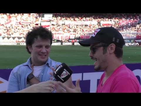 Gol de Media cancha con Darío Lopilato y Tomás Fonzi