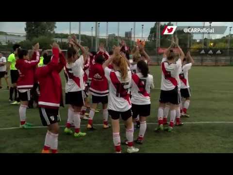 Marcelo Gallardo y Leo Ponzio visitaron al equipo de Fútbol Femenino