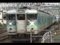スーパーあずさと115系 松本駅