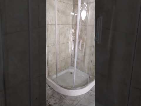 video-linktoworks-5mm clear glass round shower enclosure with big handle