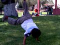 niño bailando breik dance