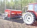 Seeding wheat with Valmet 905 and Tume seeding machine