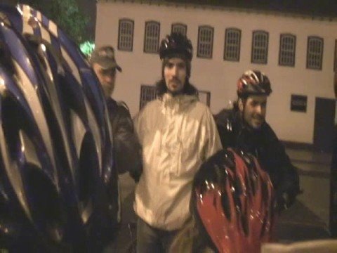 bike e piano no pateo do colegio video thumbnail