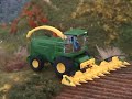 John Deere Feldhäcksler bei Herpa