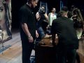 Vídeo polêmico de tarde de autógrafos da Demi Lovato é divulgado na web