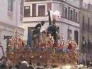 Tres caidas de triana por varias calles
