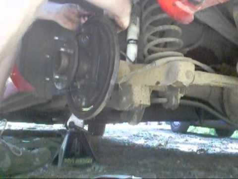 How to replace a wheel cylinder for a GM car