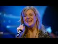 Savior King – Hillsong United