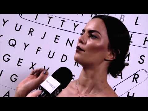 Barbara Fialho - O Iguatemi Views SPFW bateu um papo com Bárbara Fialho, uma das modelos mais famosas da cena atual, que já desfilou nas principais semanas de moda do mundo. ...