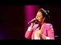 لمياء الزايدي تجعل الفنان صابر يقف لها وتنال اعجاب الجميع في برنامج ذا فويس