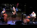 live in the bimhuis, amsterdam.
han bennink, ernst glerum, tineke postma