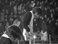 Bekijk muziek clip van Phoenix met Second To None