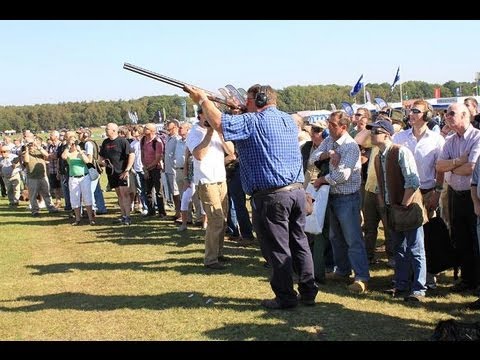 Fieldsports Britain – World record long-distance clay + stalking Harry Potter’s stag
