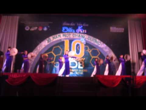 Lý Mười Thương - Tiết mục đặc sắc và tuyệt vời nhất của đêm hội NH 2013 Mấy tiết mục khác mình hông có coi ^o^