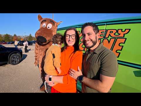 Video thumbnail: Hundreds turn out for Trunk-or-Treat at Wright State