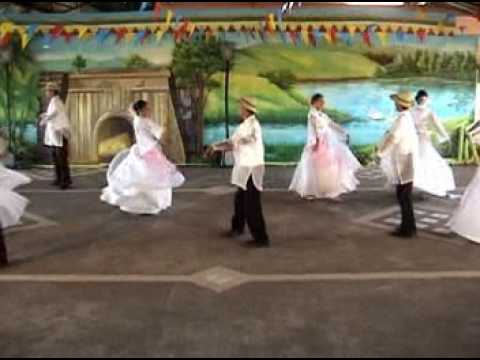 Philippine Folk Dance:  Alcamfor