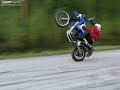 DR 800 Wheelies