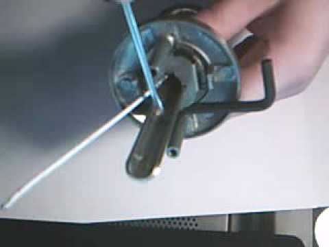 how to remove kwikset lock
