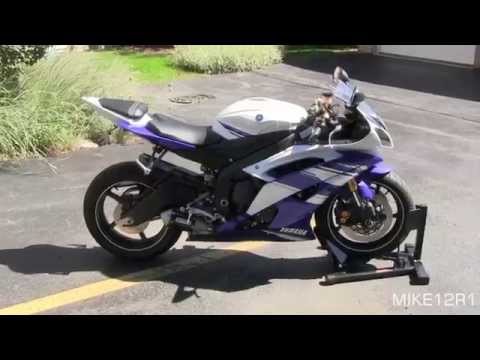 2014 Yamaha YZF-R6 GYTR Exhaust Sound & Walkaround - Blue White 2014 Yamaha R6 Engine Start, Revving