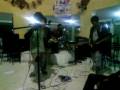 videos de tikinho cantando no shopping....