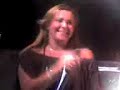 Banda Mulheres Perdidas - Anajara cantando Telefone Fora de �rea