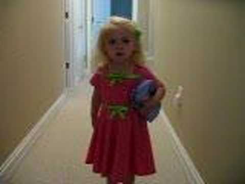Cute 3-year-old sings University of ...