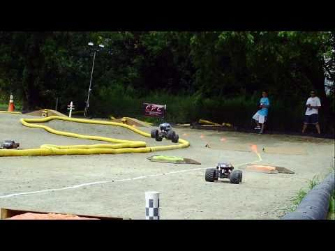 RCMTC Maximum Destruction Vs Bounty Hunter