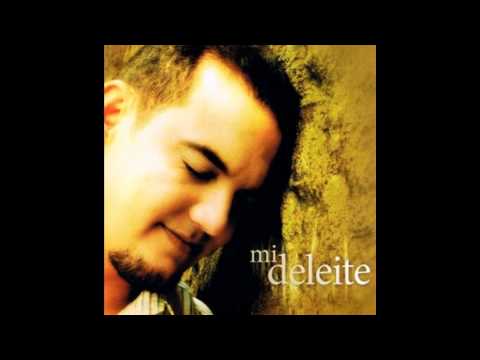 Michael Rodriguez - http://www.youtube.com/watch?v=il1HAt-UYdk&feature=channel_video_title música cristiana de adoración.
