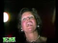 Sandra nos canta el clásico de Alberto Cortez, En un rincón del Alma
