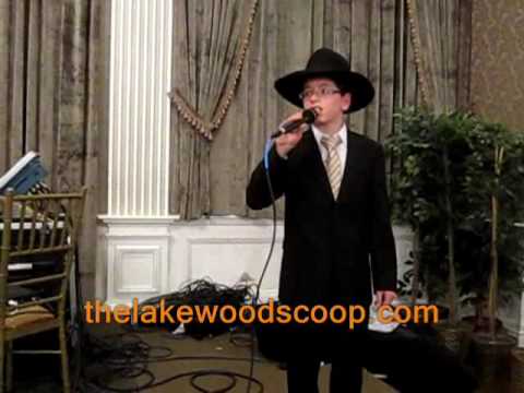 Some Kid Singing Vizakeini