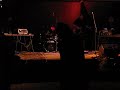 nastop skupine metalyc�e je bil zadnji glasbeni dogodek festivala sajeta, ki je potekal v tolminu do sobote 2. avgusta 2008. 
metalyc�e spadajo trenutno skupaj s starimi sajetinimi znanci radian, fenneszem in quehenbergerjem v sam vrh dunajske elektronske scene. skupino sta ustanovila nik hummer in armin steiner, ki predstavljata dve tretjini tudi na sajeti pred leti izjemno sprejetih thilges 3. ?e nas thilgesi navdu?ujejo z dolgimi, elektroakusti?nimi mantrami, pa so metayc�e ?isto na drugih raziskovalnih poljih. zanima jih spoj dveh prakti?no nesorodnih stilov, elektronike in te?kega metala. na za?etku sta ustanovna ?lana zasedbe delovala v duu in leta 2004 izdala tudi prvenec another white album. pri metalyc�e gre za glasbo, ki brez sramu brklja po elektronskem spektru in ga kri?a z metal prvinami. v ospredju so pobesneli sampli kitar, ki se spajajo v metalne vzorce, posnemajo? nalomljeno ritmiko ritem ma?ine. metalske kli?eje nenehno gnetejo, re?ejo in lepijo s �cut� studijskimi tehnikami, tako da glasba nikoli ne zapade v dolgo?asen kalup. s takim svojskim spojem obeh glasbenih zvrsti nas metalyc�e nenehno provocirajo. in bog ne daj, da bi to izjemno zvo?no lepljenko zavrteli kak?nemu pravovernemu metalcu ali pa obiskovalcu sinteti?nih partijev... letos so se obema glasbenikoma pridru?ili ?e trije ?lani, med njimi tudi lanskoletni sajetin znanec, basist matija schellander (nastopil je skupaj z majo osojnik). glasba je s tem postala ?e bolj organska in silovita. kmalu naj bi iz?el tudi drugi album zasedbe, na katerem gotovo ne bo umanjkalo drznih zvo?nih izletov s prvenca. ostro in udarno, a za sajeto napovedujejo tudi poseben bolj zaduban in plesni set za finale!

http://www.myspace.com/metalycee