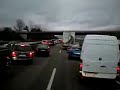 Как пропускают автомобиль с мигалками в Германии