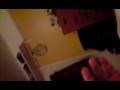 videos de Amaan trying to break into his piggy bank...