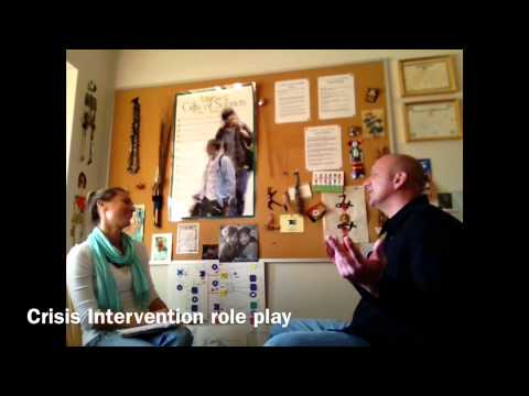 how to provide crisis intervention