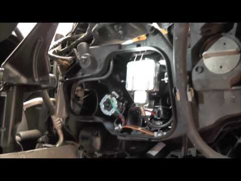 DIY Xenon Bulb Replacement for BMW E90 2007