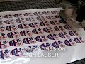 Proceso de fabricación de etiquetas y calcomanias de alta resistencia. Ventas México: 01800-2252277 Internacionales: 52+777 169-2087 www.calcomania.com.mx