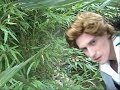 Voici le clip de l'ancienne gloire de la chanson Française: Patrick Morisson'. Patrick Morisson' a connu depuis le tournage de ce clip une longue traverssé du désert qui l'a conduit à la débauche. Un épisode de Faites entrer l'accusé lui sera même entièrement consacré! (vidéo bientôt disponible ici même) ;)