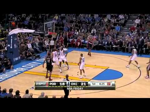 Andre Miller finishes off the backboard