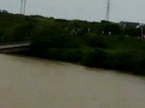 Se cae el puente Tonalá YouTube Preview Image