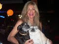 Dora, Michela, i cani e il libro su You Tube di Benigni
