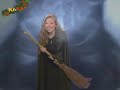 Ronja Prinz als Hexe in Quergelesen