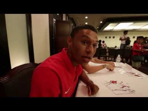 FUNNY - Arsenal Tour 2013 - Poldi's Noise