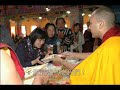 這首「虔心祈願」是央金拉�...