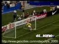 jugadores malos y porteros ridículos...